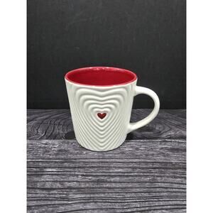 Starbucks 2008 Valentines Day Mug White Ripples Red Heart 16 oz Cup EUC
